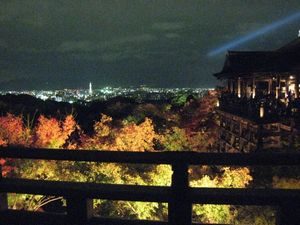 image004-10-300x199 京都清水寺の2017年紅葉の見どころ！拝観時間やアクセス・駐車場は？