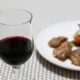 ボジョレーヌーボーに合うおつまみと料理とは？美味しい飲み方をご紹介！